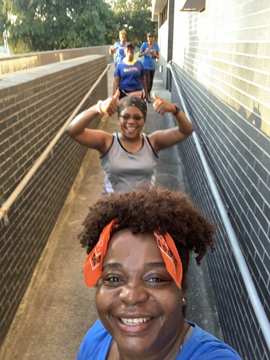 geauxnatural's tweet photo. Work it Out Wednesday!
GET UP GET UP GET UP
#TeamSunrise
#SunriseTrek
#530AM
#10WeekWalkingChallenge
#Week10
#Day4
#Selfcare
#UltimateTrekkerStatus
#GotToKeepMovin
💙💛🧡 
#girltrek
#nolatreks https://t.co/QouqilhpUV