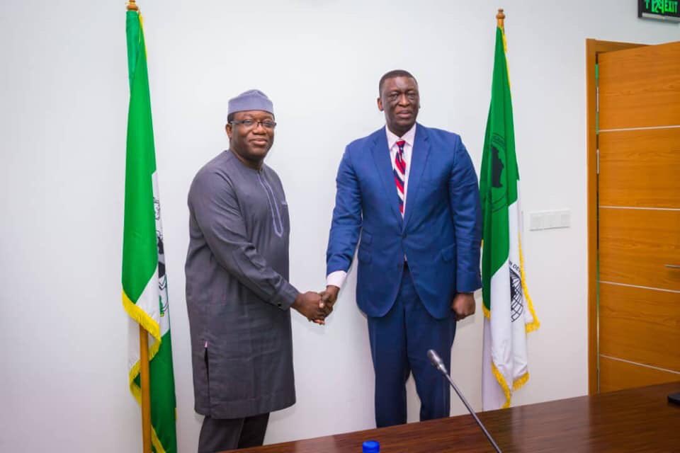 Opetuyii's tweet photo. Ekiti State Governor, Dr @kfayemi had a productive and interesting conversation with @AfDB_Group where he met the Country Director Mr @e_faal and his team.
📷 @ayoogunro
#RestoringValues https://t.co/DdQQ4bFWPc