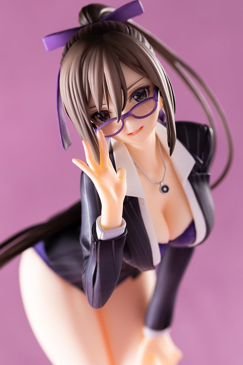 シャイニングシリーズの美少女フィギュアのサクヤ-女教師Ver.-が