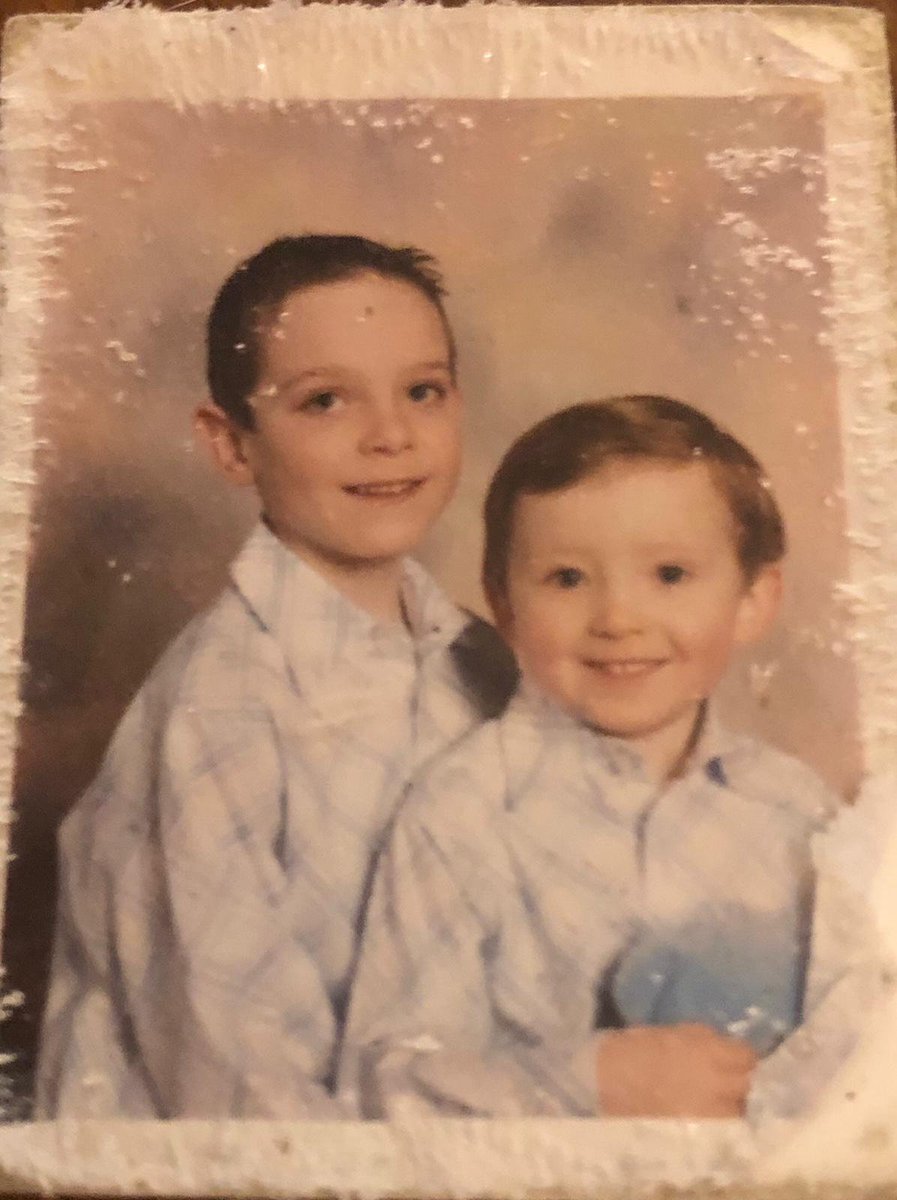 Giggs_and_Bell's tweet photo. A huge Happy Birthday to our very own Daniel Loveland!🎉 Look how little he was!

Have a great day😁

#giggsandbell #happybirthday #letscelebrate https://t.co/CJTynJdAyX