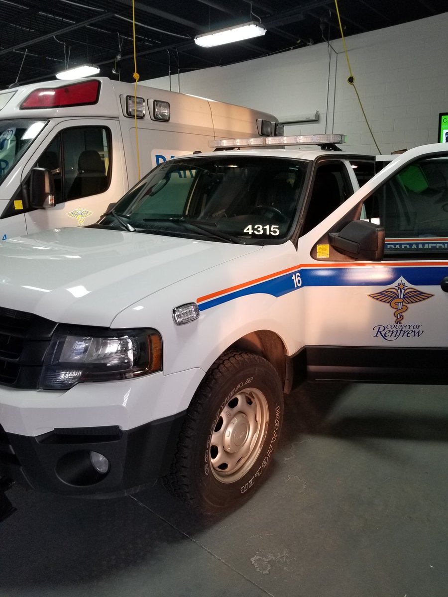 We are hiring!! countyofrenfrew.on.ca/employment/ looking for awesome  people to join our team <a href="/RenCtyParamedic/">County of Renfrew Paramedic Service</a>