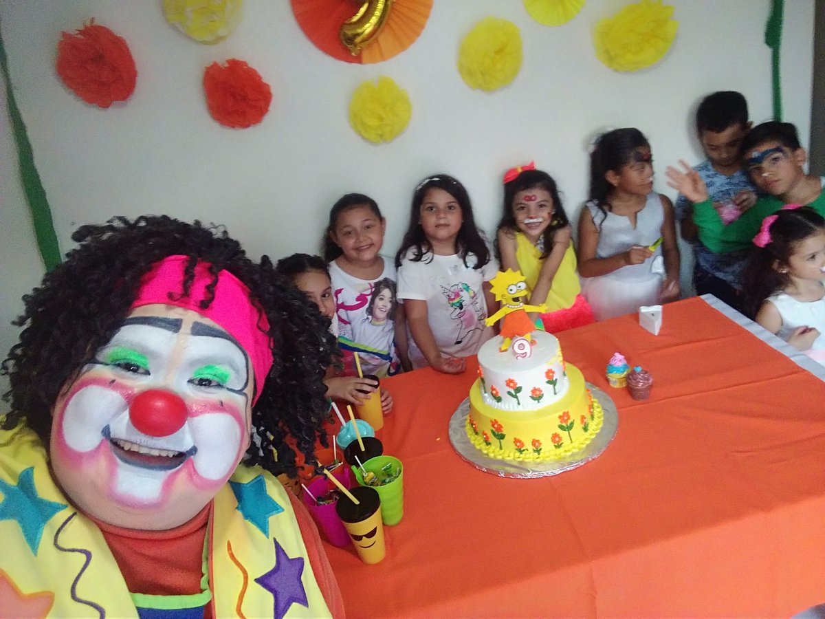RelajitoN's tweet photo. Viernes 14 Celebramos el cumple de Sofía https://t.co/zTdxuQAdVA