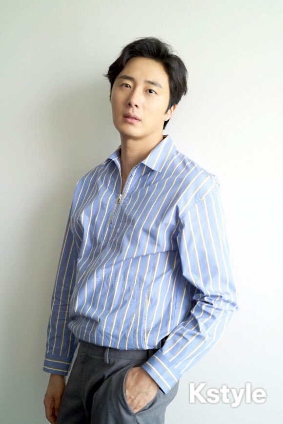 Kstyle_news's tweet photo. 【プレゼント】#チョン・イル 直筆サイン入りポラを2名様に！

応募は…フォロー＆記事からツイート！6/21（金）11時締切▼
https://t.co/MyJAeSiZ56

除隊後初の主演作「#ヘチ」が日本初放送！来日インタビュー＆フォト公開▼
https://t.co/37qg5XD8XG https://t.co/2MukfCAkRZ