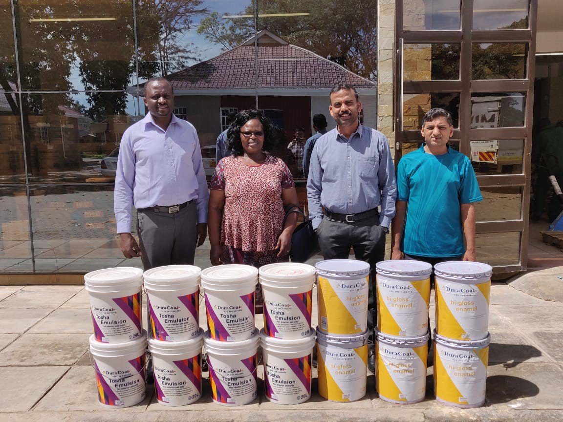 BascoPaints's tweet photo. We recently donated paint to Juja Road Primary School, Nairobi. The donation which is part of our CSR initiative to support learning institutions was received by the school Headmistress, Mrs. Beatrice Sikukuu and her Deputy Mr. Elkana Amuhaya. #BascoCSR https://t.co/Lu8HjaWdqf