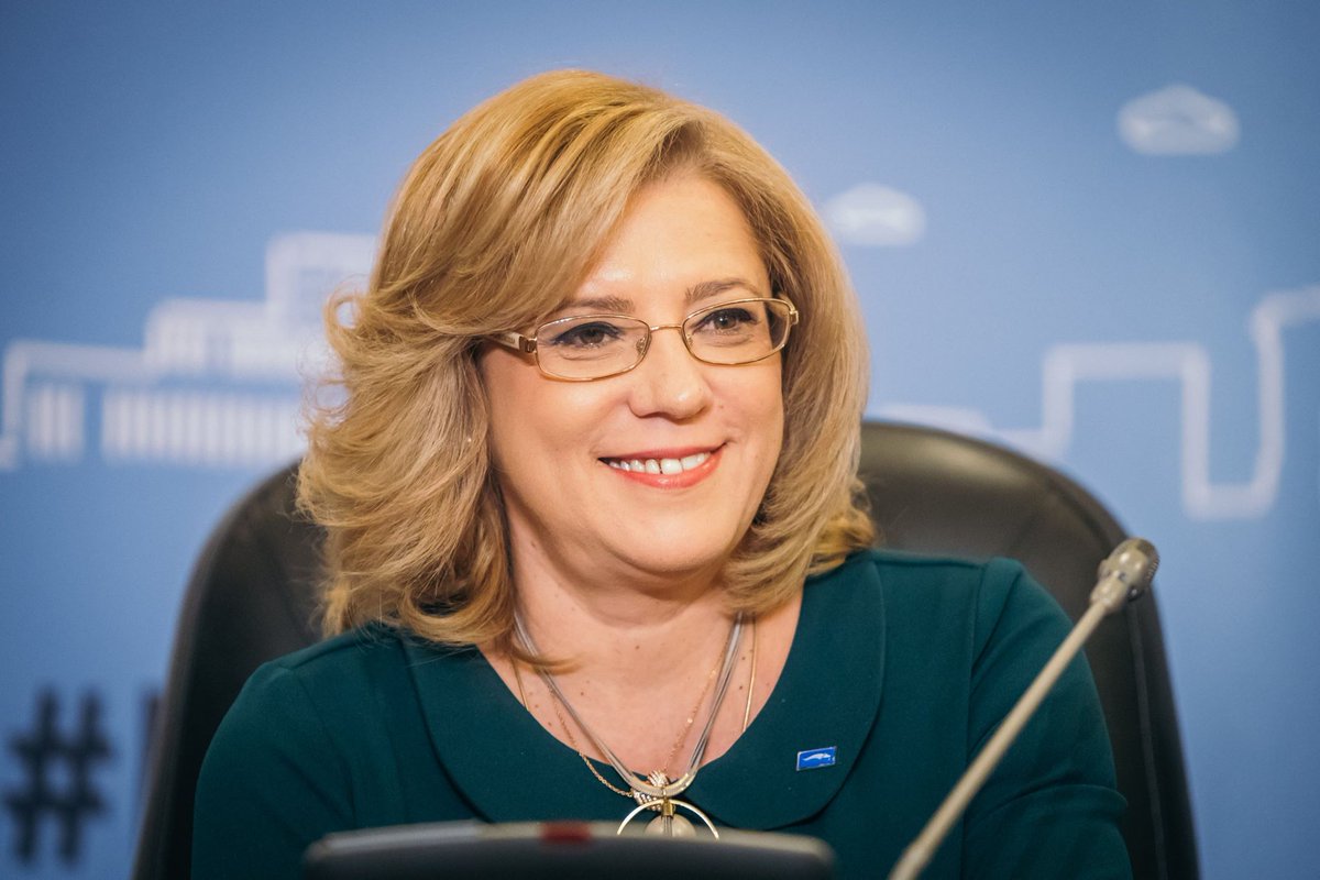 Joi, 20 iunie, comisarul european pentru politică regională @CorinaCretuEU participă, la București 🇷🇴, la cea de-a 8-a Conferință în domeniul evaluării politicii de coeziune a UE. ℹ️👉bit.ly/cc-190619