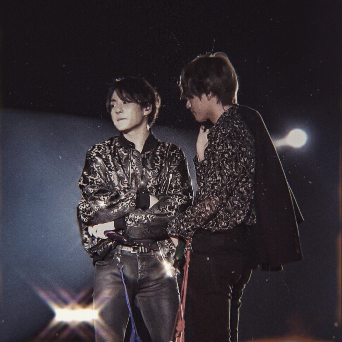 kookvedit's tweet photo. 90s heartthrobs https://t.co/ccfOUCsBI1