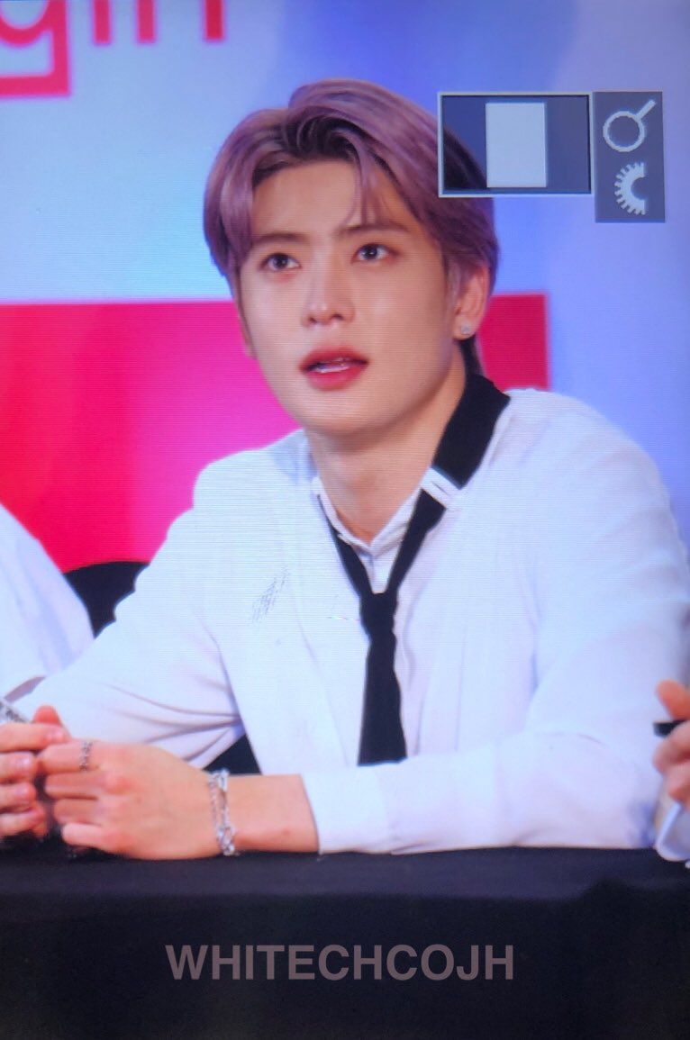 WhitechocoJH's tweet photo. 20190619  #재현 #JAEHYUN  태국 팬싸 https://t.co/S55I2EDuWn