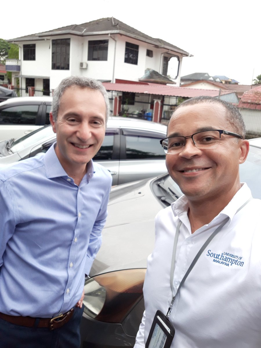 JonInegbedion's tweet photo. Great to have lunch with my good friend  Enzo Raimo @espressoHE today and to introduce him to 'car park chicken'! https://t.co/qizdmV44A2