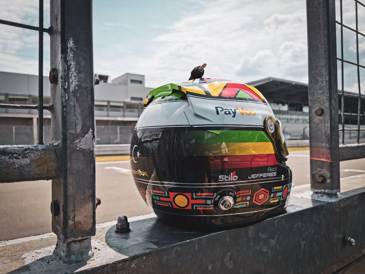 Axciljefferies's tweet photo. Just in time for the big one🏁 @kustomflow once again exceeded expectations! What do you guys think?
Happy to join the @stilo_official family:)
#PayVoo #KonradMotorsport #StiloHelmets #BioCircle https://t.co/FaVdxDCrS4