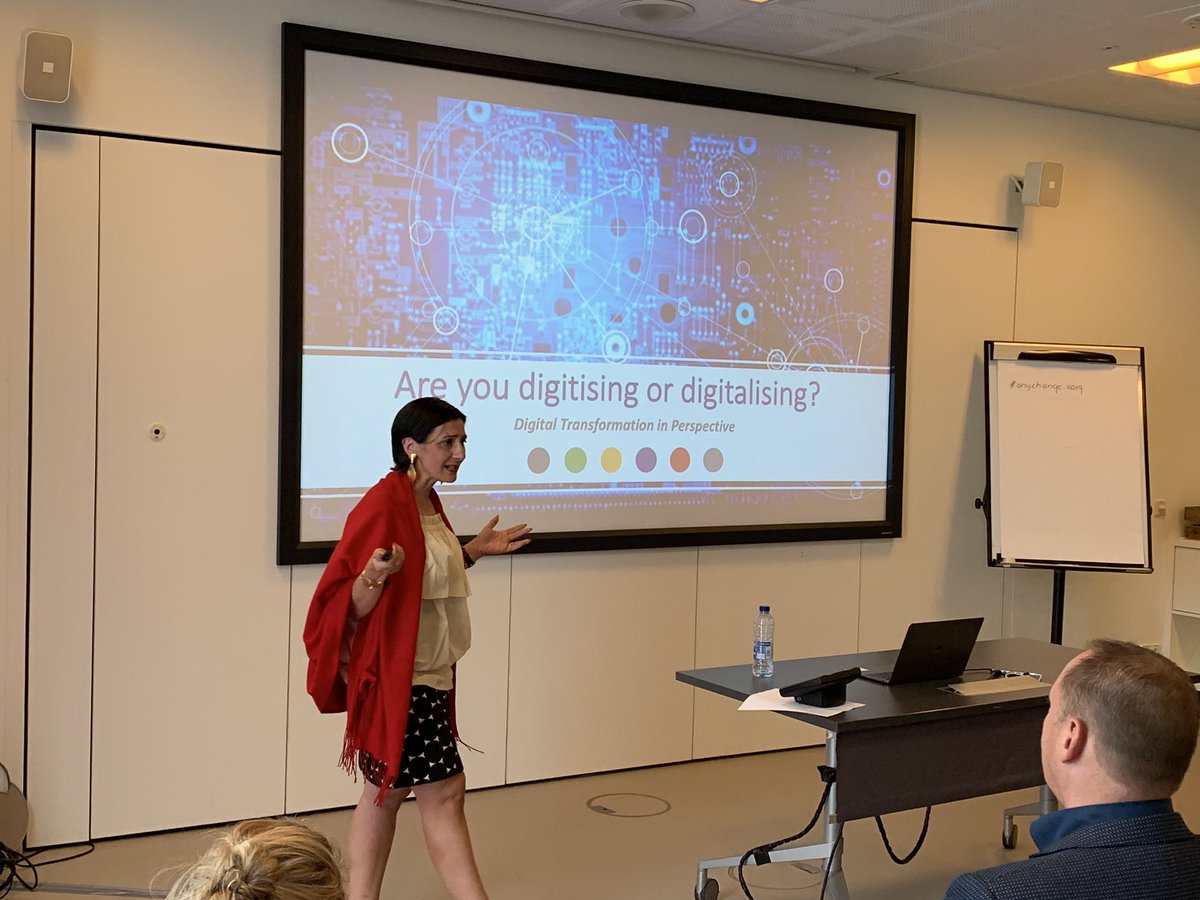 The fabulous <a href="/AgnesCserhati/">𝔸ℂ ℙ𝕠𝕨𝕖𝕣ℂ𝕠𝕒𝕔𝕙𝕚𝕟𝕘</a> talks about #DigitalTransformation at #anychange2019. We are so proud to have her inspiring us!