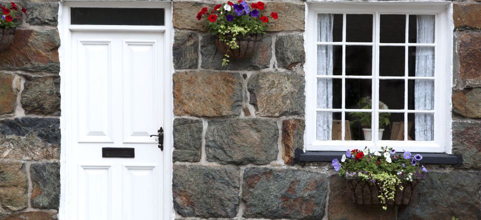 Think it's all retirees looking to step down the housing ladder? Not according to new research which shows younger people are being pushed into smaller homes.
#propertynews 

zoopla.co.uk/discover/prope…