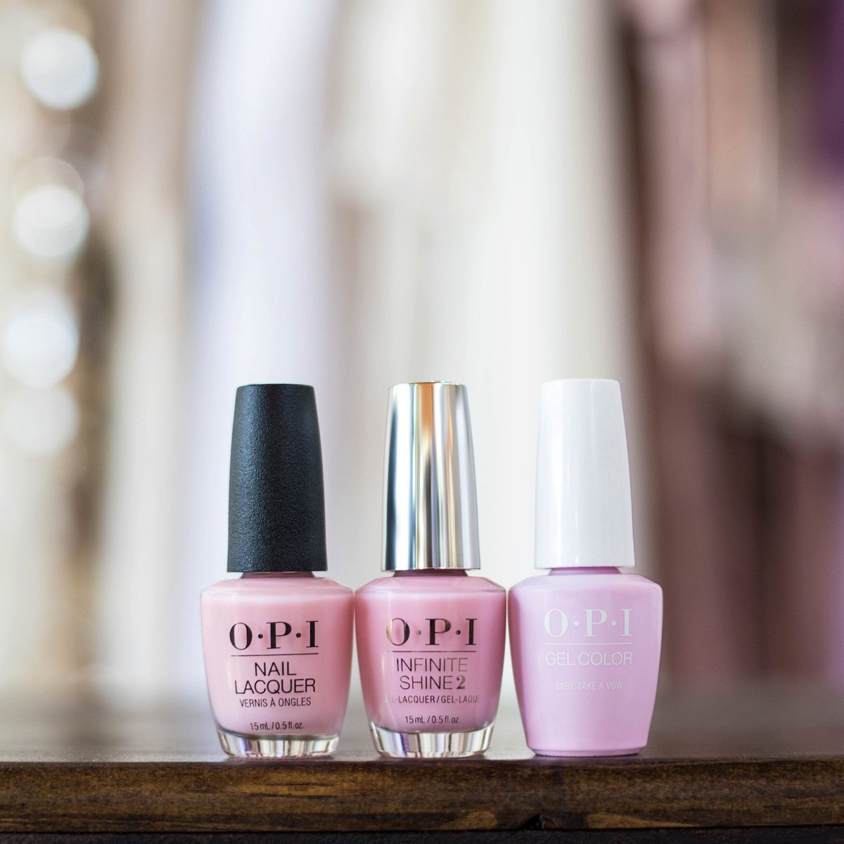 arcopeluqueria's tweet image. Si lo tuyo es el rosa, tenemos el color que te hará caer rendida: 
#BabyTakeAVow de #OPI.  Pásate al rosa ahora que por fin podemos sacar las sandalias del armario. 
 #ColorIsTheAnswer #OPIObsessed