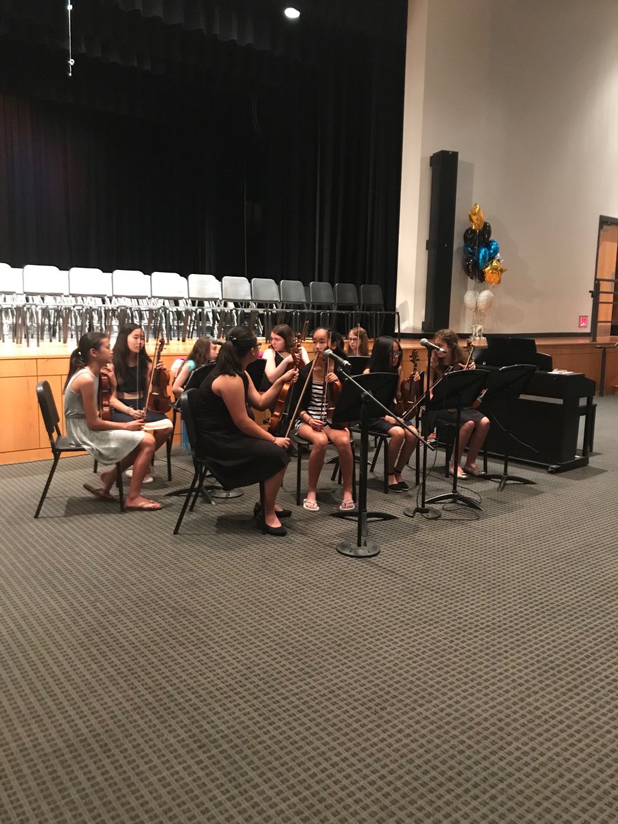 DrToleno's tweet photo. Our incredible 7th Grade Chamber Strings Group entertaining our parents and family members. #blessed #amazingperformers https://t.co/x8cJpaFq1h