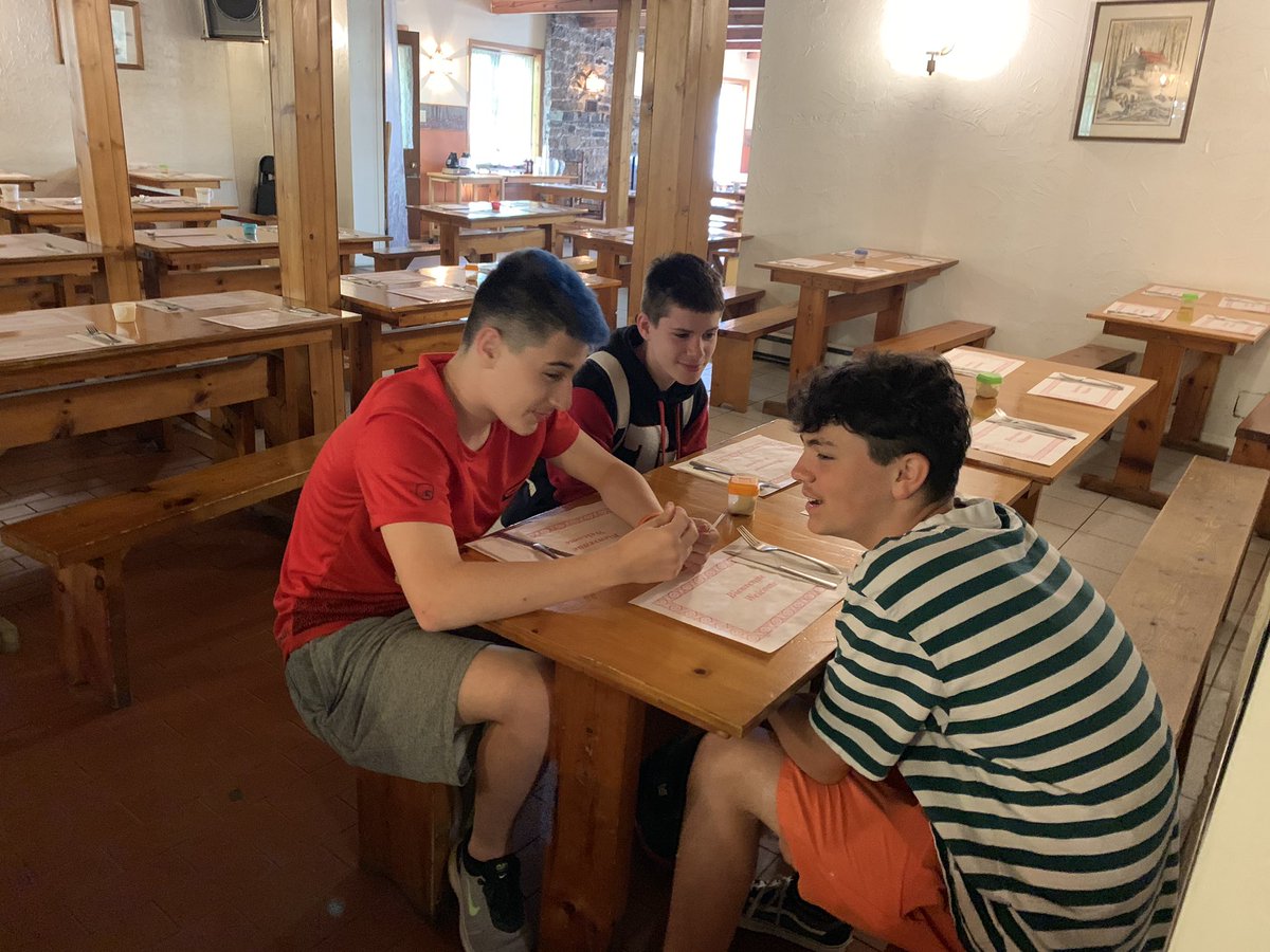 MsPereira89__'s tweet photo. Enjoying our first taste of maple butter at Chez Marie! @HolyRosaryM https://t.co/1BzEIENnER