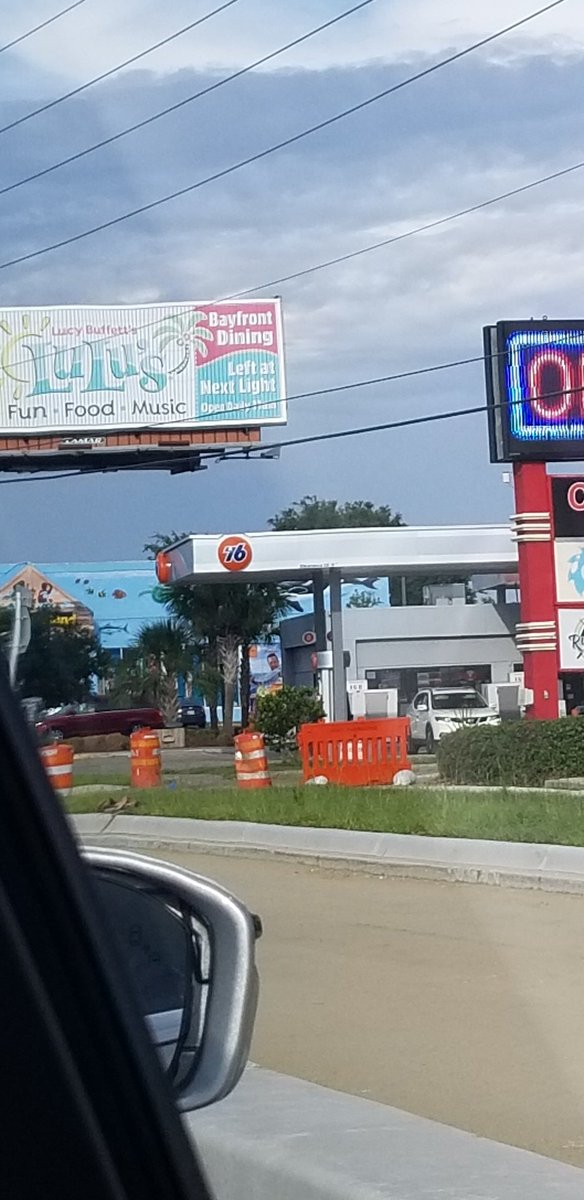 BohemianBelle83's tweet photo. Adventuring around town today with Lulu’s Café, a #romancenovel by @TiLowe I recently read, and look what I stumbled upon: another establishment with the name Lulu! #LuluOnTheLoose Just had to snap a pic #LulusCafe #wonderifCrowleywouldbethere #wonderiftheyhavegoodpie #destinfla https://t.co/0OdtNXYsDh