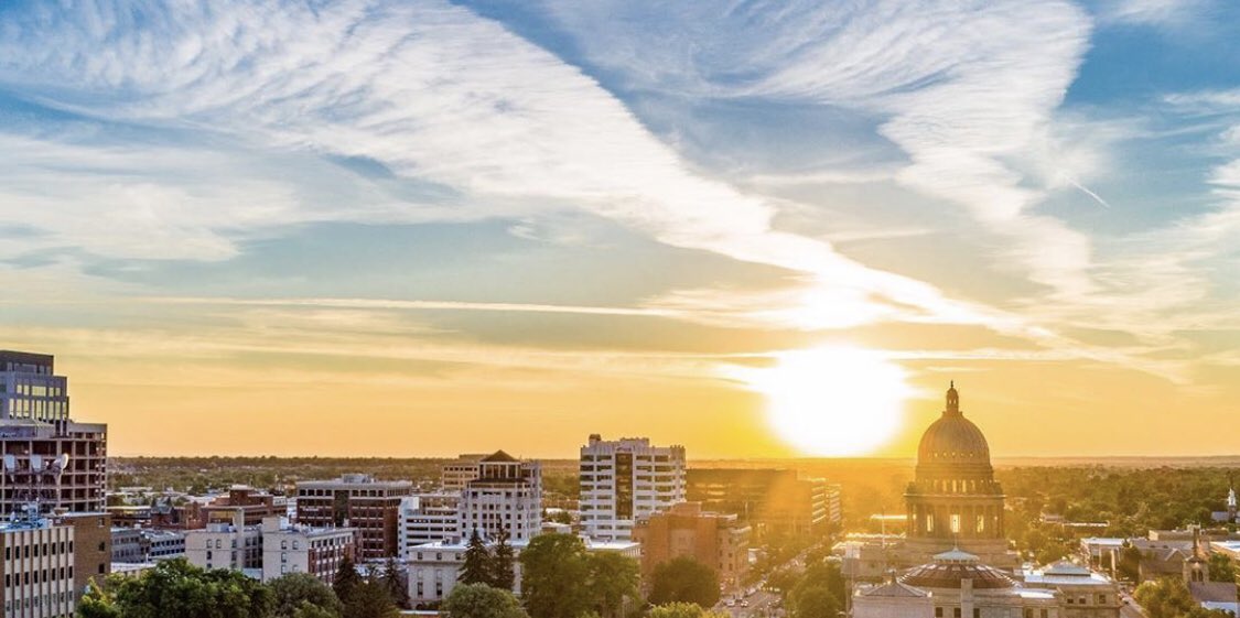 maggieKTVB7's tweet photo. A beautiful photo to start the day! The high today will be around 80°, with some windy conditions.
WEATHER: https://t.co/41si0sejKT @KTVBLarry
Photo: Rob Seibel Photography #7Spring https://t.co/bbTq2hVsgk