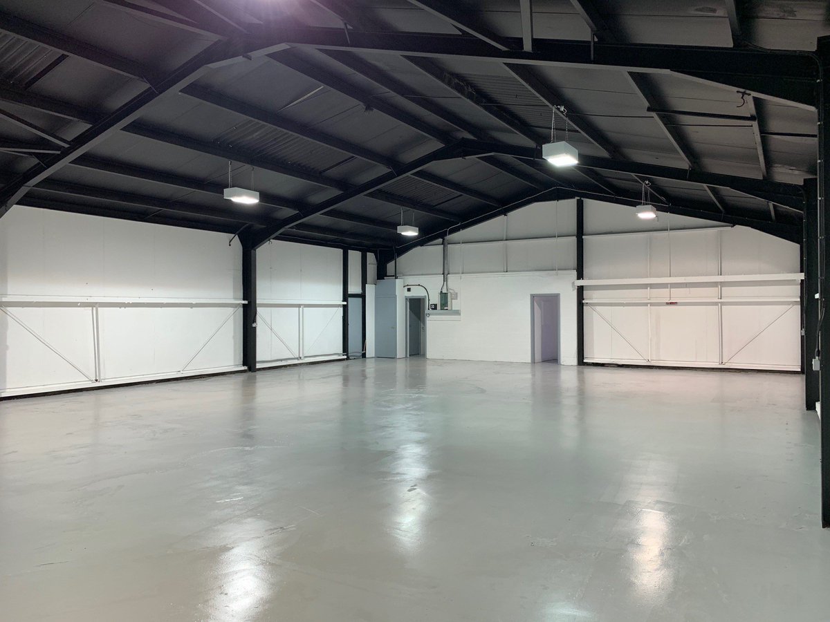 BizParks's tweet photo. Birkenhead Business Park houses 4 fully refurbished units.
Currently fully tenanted, Birkenhead has units ranging from 700 square feet to 8000 square feet https://t.co/6T4JA8L50H