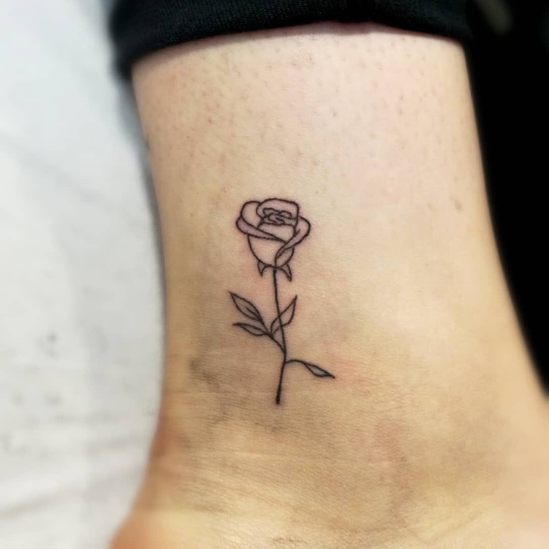 signo de infinito vectorial con texto de inscripción de palabras tú y yo.  para siempre amigos, image size:1080x1080