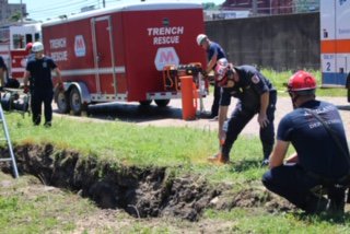KYLaborSec's tweet photo. A big thanks to @MarathonPetroCo for inviting our own Danny Vernon to participate in a trench training exercise last Friday in Ashland! With strong public-private partnerships like this, the Labor Cabinet is doing more to keep KY workers safe. https://t.co/y5XWj3Znil #VPP #KYSAFE https://t.co/IHzAUyfqQI