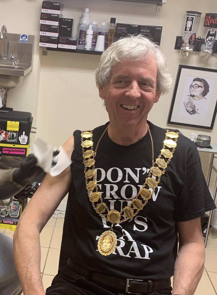 Love Wellington (@lovewellington1) on Twitter photo Love Wellington hits the national news today as Mayor Anthony Lowe had the Love Wellington green heart logo tattooed on his arm & was
interviewed on Radio 5 Live!
Love 💚 this! #LoveWellington #commitment #community #GBHighSt <a href="/bbc5live/">BBC Radio 5 Live</a> <a href="/shrewsmorris/">Shrewsbury Morris Dancers</a> <a href="/bbcmtd/">BBC Midlands</a> <a href="/BBCShropshire/">BBC Shropshire</a> Love Wellington hits the national news today as Mayor Anthony Lowe had the Love Wellington green heart logo tattooed on his arm & was
interviewed on Radio 5 Live!
Love 💚 this! #LoveWellington #commitment #community #GBHighSt <a href="/bbc5live/">BBC Radio 5 Live</a> <a href="/shrewsmorris/">Shrewsbury Morris Dancers</a> <a href="/bbcmtd/">BBC Midlands</a> <a href="/BBCShropshire/">BBC Shropshire</a>