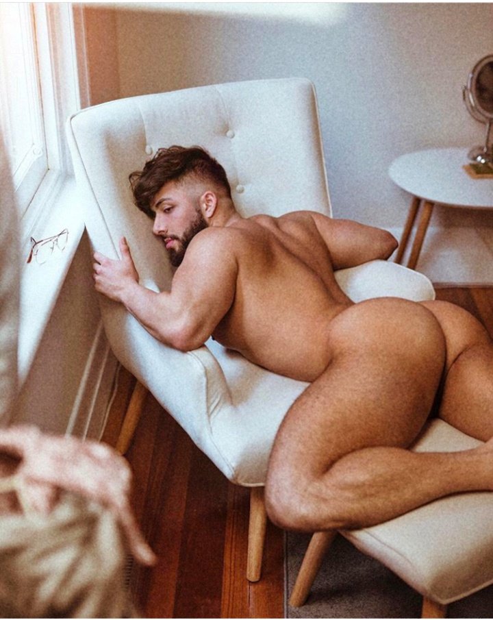 BeMyToy80's tweet photo. El culo de Erlias es una obra de ARTE. 💕🤤✨
#Gayhot #GayXXX #gay #nakedattraction #ass https://t.co/xaB7Bu6LKJ