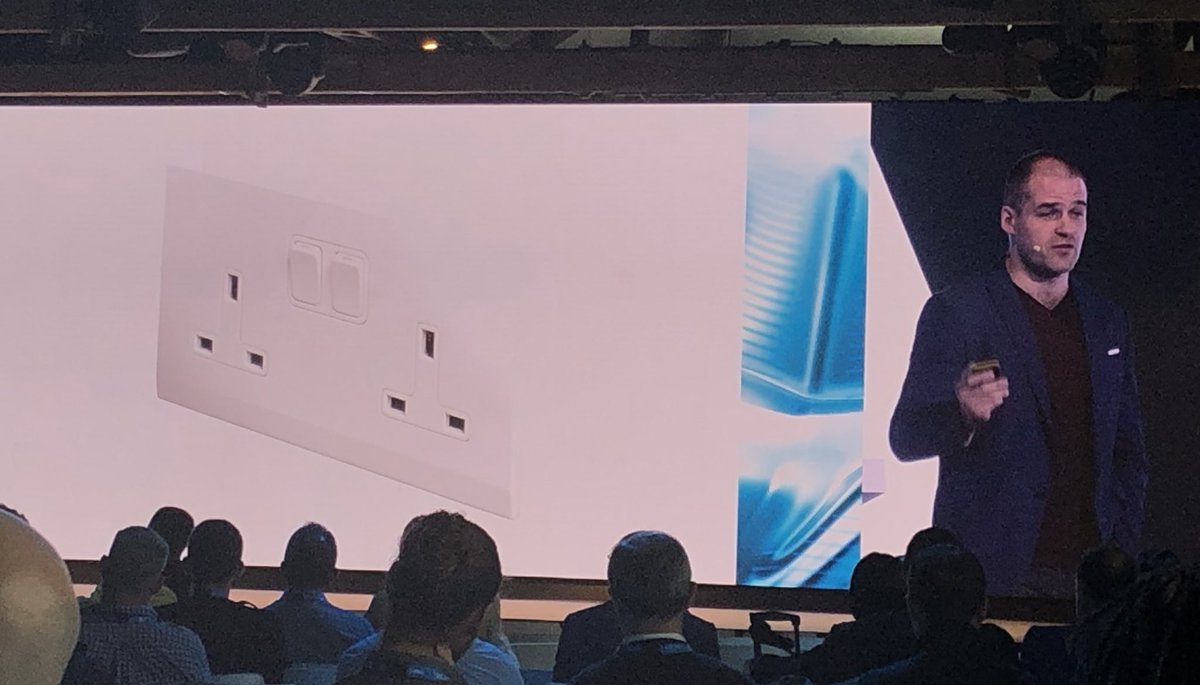 StephenHamilNBS's tweet photo. Always enjoy listening to @AGDunc from @ArupGroup present on #BIM.

One parametric power socket object to be used globally - different geometry and standards.

#AULondon https://t.co/a8exkjKMv8