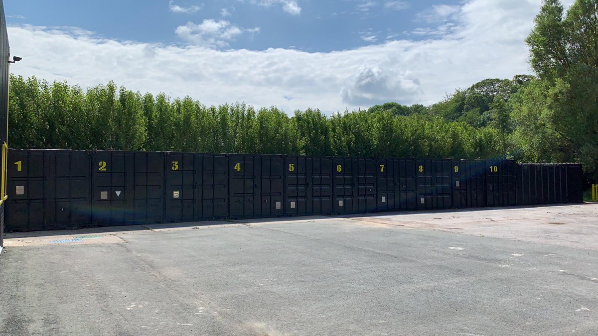 BizParks's tweet photo. Biz-Parks has self storage units available to let! Fully secure, waterproof, and accessible containers perfect for domestic or commercial use. #storage https://t.co/B3Zrg9HfmT