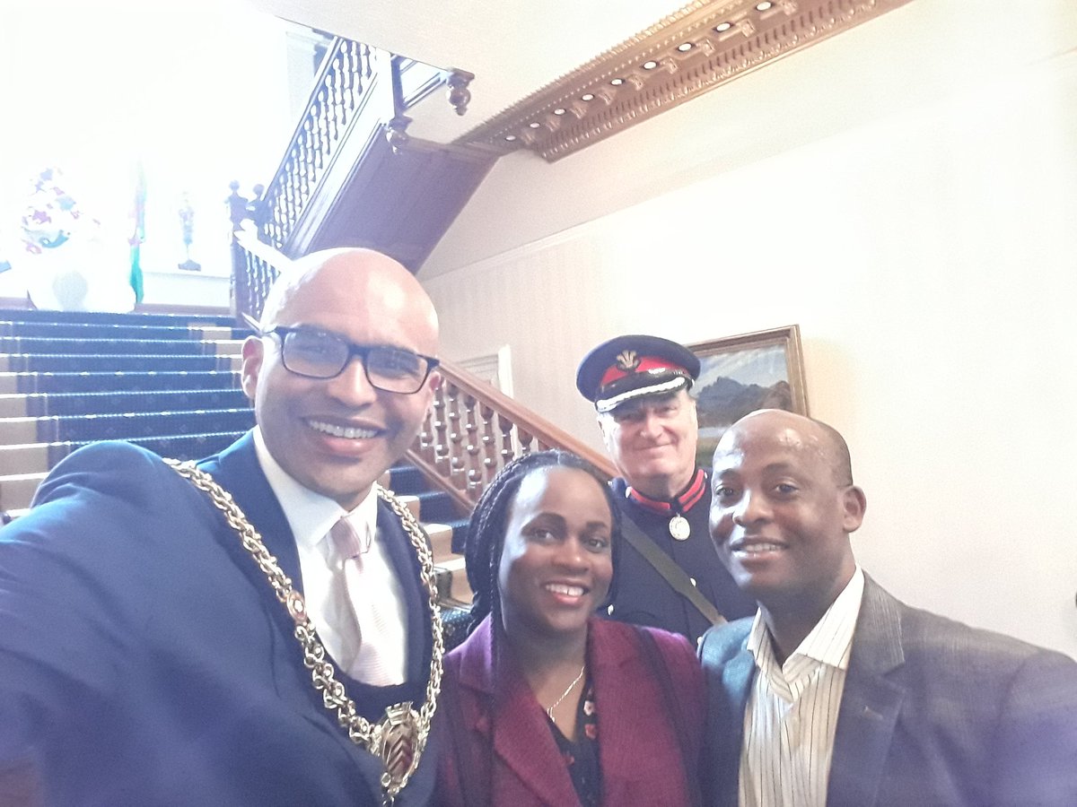 DeAthCardiff's tweet image. Always a pleasure to celebrate successful journeys to UK Citizenship at @MansionHouseCdf! 🏴󠁧󠁢󠁷󠁬󠁳󠁿🏴󠁧󠁢󠁷󠁬󠁳󠁿 #CitizenshipCeremony