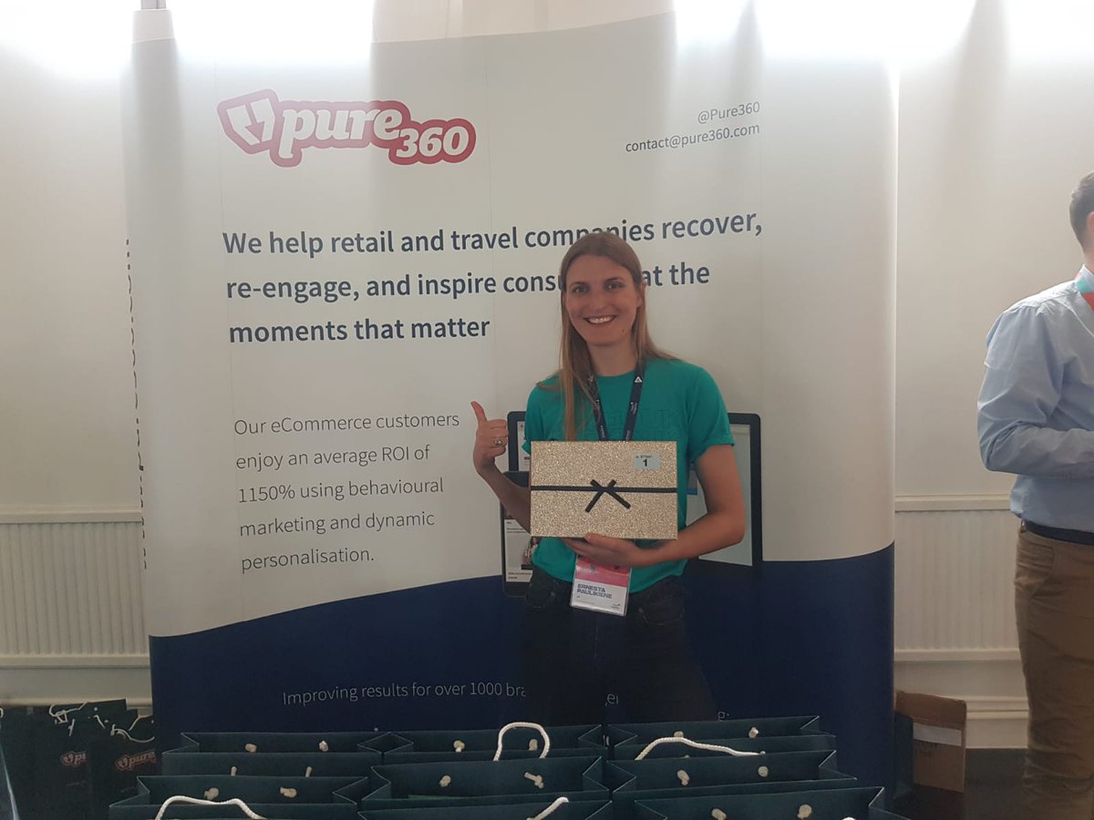 Pure360's tweet photo. Woooo we've had a winner on the lunch for two at the Ritz!! Congratulations 🎉 There's still one left to win people, plus a load of other goodies so make your way over to the Market Place &amp; #Pure360 to have a go at our free tombola! #mm19uk https://t.co/r4aVzsmxng