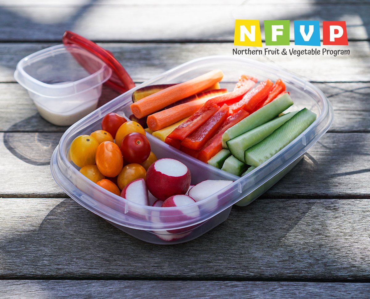 PublicHealthSD's tweet photo. Fruits and vegetables can make great on-the-go snacks. Place cut up fruits and vegetables in containers, with easy access in the refrigerator, to make it easier for kids to access these foods and increase their consumption. https://t.co/j8sTBg84ZG 

#Sudbury #PublicHealth #NFVP https://t.co/GFxQqmOzbQ