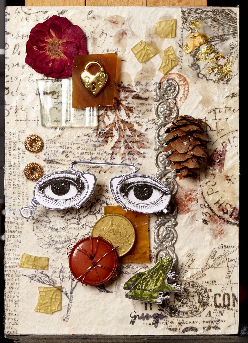 ShadowBoxDecor's tweet image. REVERSE FOCUS -gold frame- multimedia shadowbox collage.  cut-outs, buttons, coin, glass, dried flowers, wire  &amp;gt;&amp;gt;&amp;gt;  homedecorshadowboxes.com/product/revers…