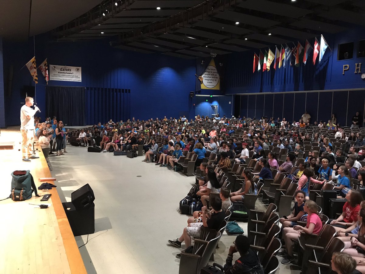 Mrs. Freeburger (she/her) tweet media