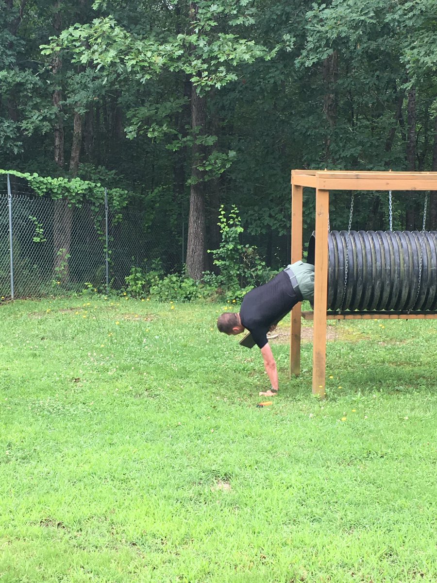 CaptCimbal017's tweet photo. Chesterfield County Police K9 tryouts day!  Do you have what it takes. 2 mile obstacle course run for time just to start your day.  @CCPDVa #Cfield #RVA #PoliceK9 https://t.co/3mPlksKIgB