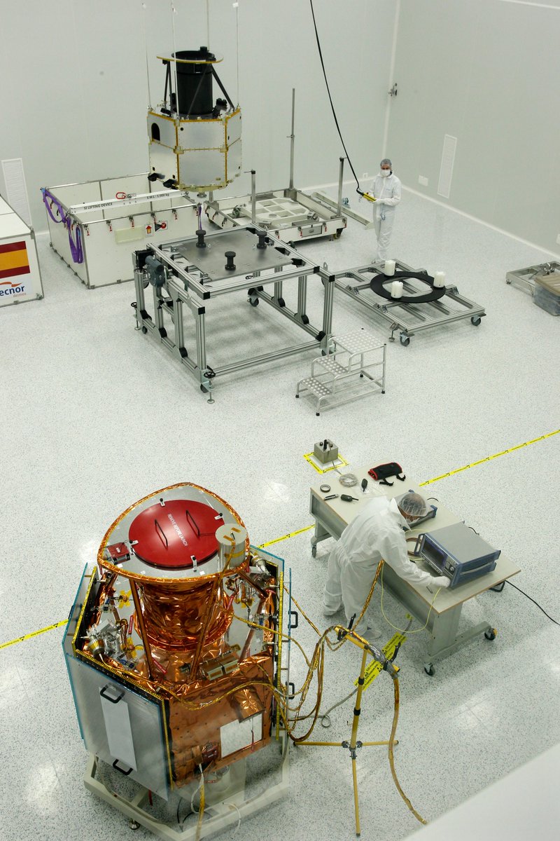 Deimos_Space_'s tweet image. Today, #Deimos2 has been 5 years orbiting the Earth! Operated by @deimosimaging since 2015, #Deimos2 was fully integrated in our facilities of Puertollano with the collaboration of all Elecnor Deimos group! 
Happy launchingday to everyone! 🥳