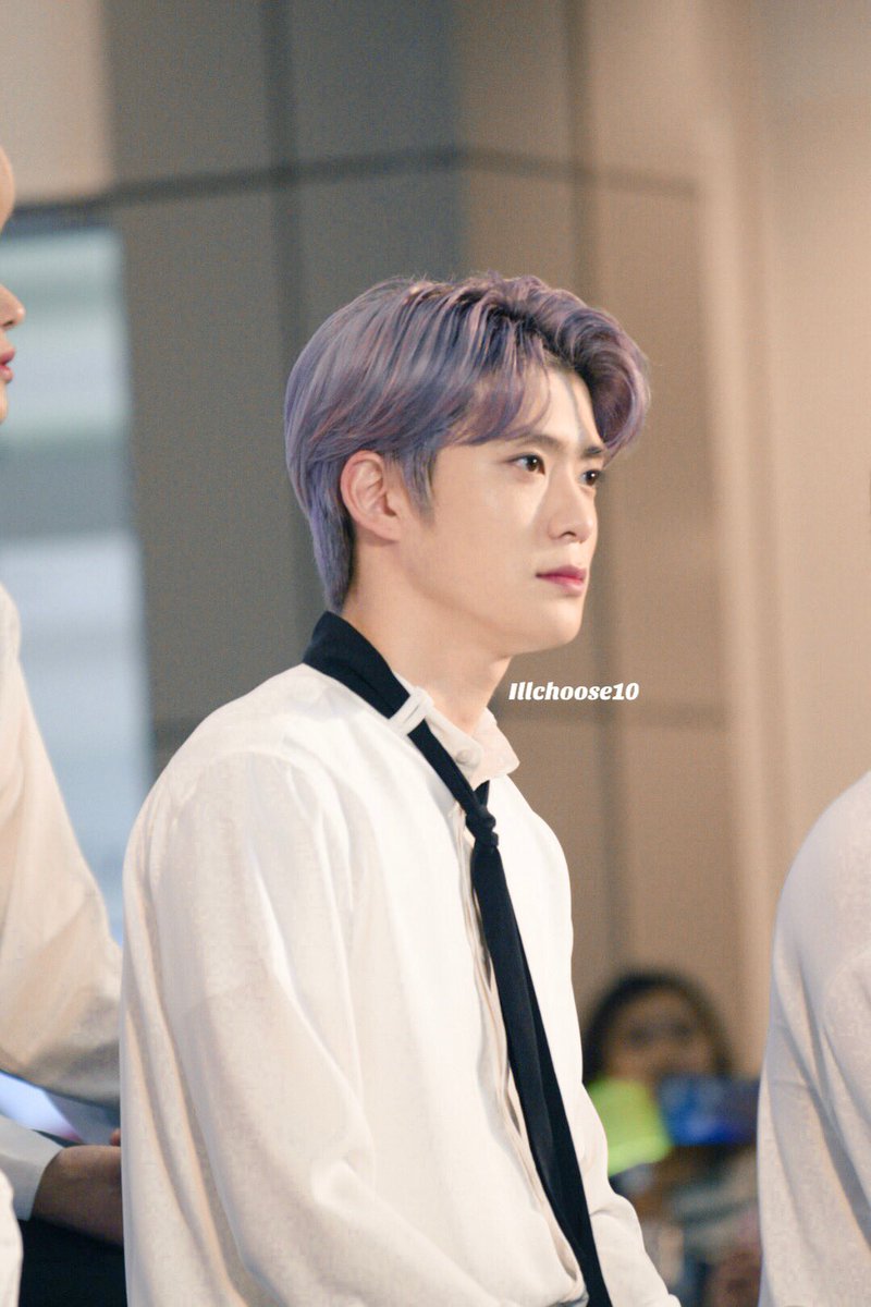 eeljc1o's tweet photo. เป็นประกายมากเลยนะจองแจฮยอน T-T
#NCT127_FANSINGinBKK #JAEHYUN https://t.co/9VnNvwThP6