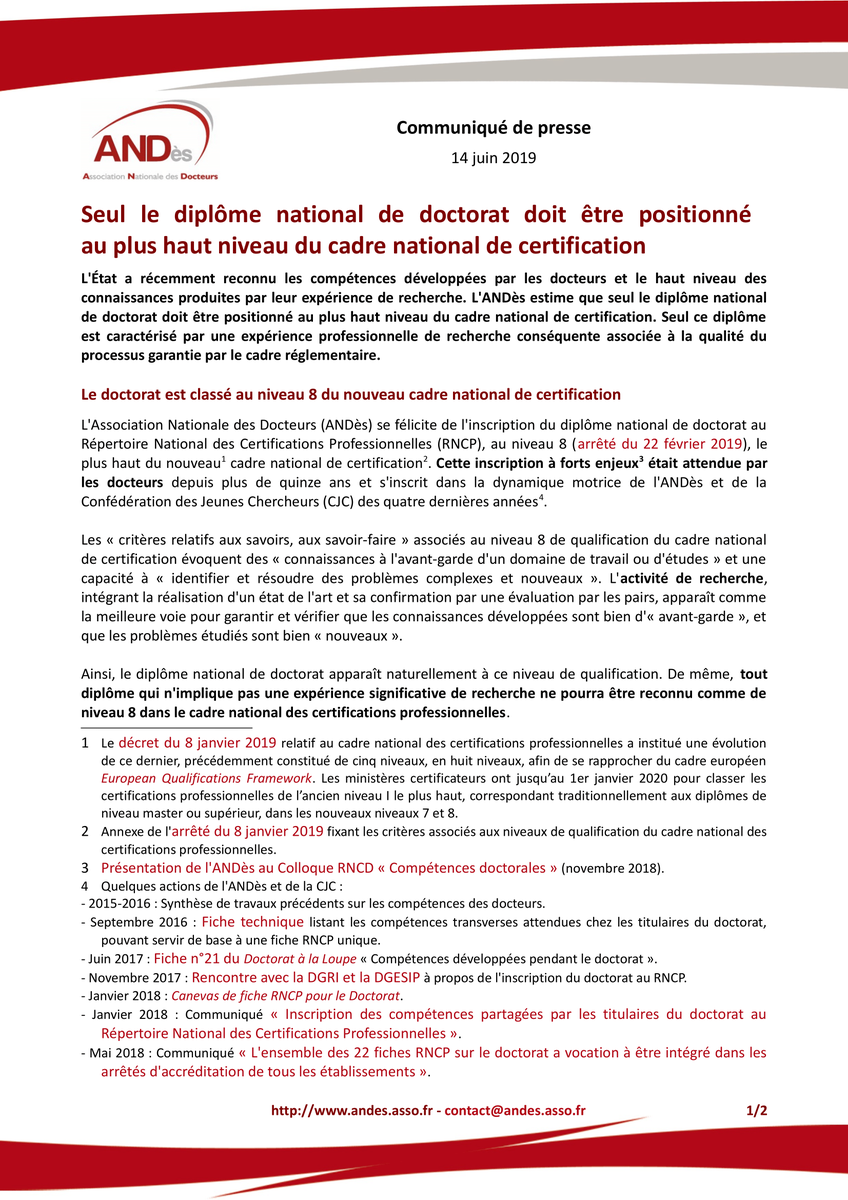 Doctalia_fr's tweet photo. L'État Français a récemment reconnu les compétences développées par les docteurs  et le haut niveau des connaissances produites par leur expérience de recherche, et donc, a inscrit le diplôme national de doctorat (PhD) au Répertoire National des Certifications Professionnelles https://t.co/SvnInuYumZ