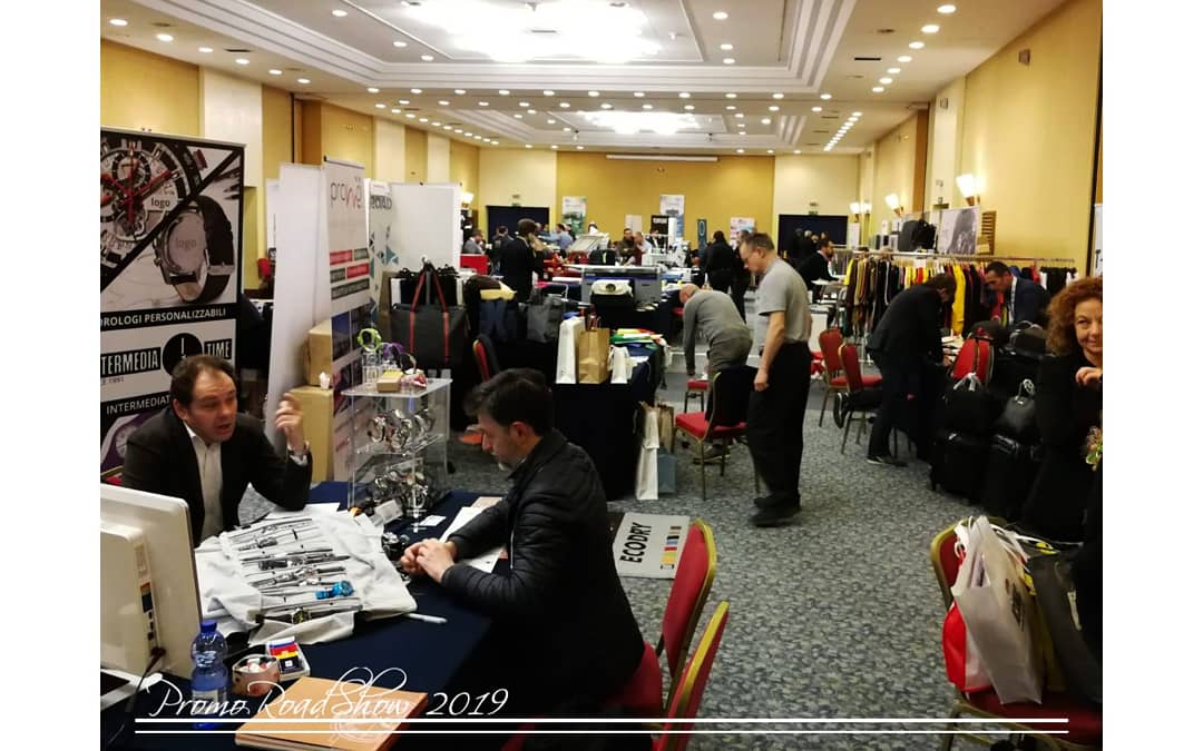 PromoRoadShow's tweet photo. #ricordi #memories #emozioni #remembers

Il 13e14/02/2019, il #PromoRoadShow ha perso il capo in giro alla tappa di #Roma!
Perché sono stati 2 giorni da #capogiro con espositori d'eccellenza e tanto B2B.

#promoyourself #GoodBrandingIdeas #thankstoall #grazie #buonevacanze https://t.co/AwH2LoIkU3