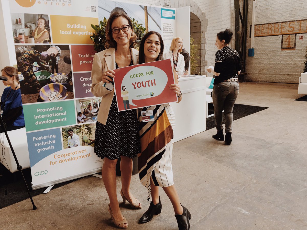 At #edd2019 with #coops4dev🌍 with Ms Rosario Bento Pais, head of unit at @EuropeanCommiss DGDEVCO B2 representing #coimbra