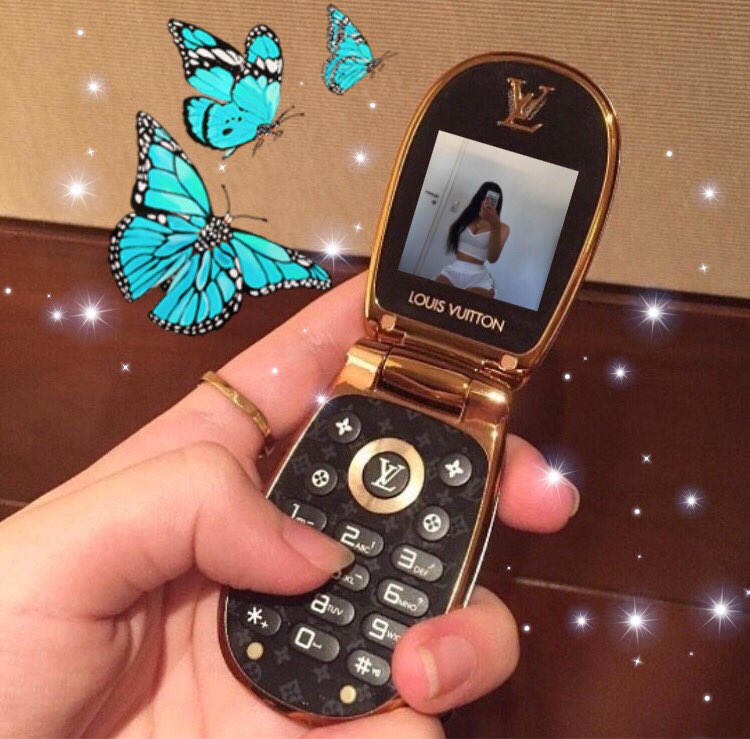 ig: editingxthreadss on X: —Louis Vuitton flip phone Add the photo of the  phone on PicsArt (swipe to get it) and add the picture of yourself then  resize it to fit the