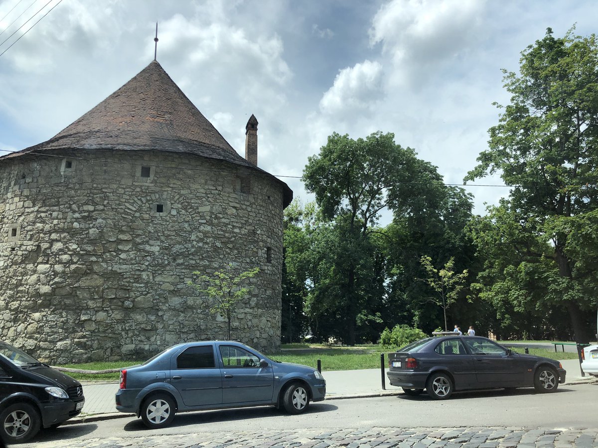 liwenji96757841's tweet image. 美丽的利沃夫再见啦
Гарний Львів на прощання.