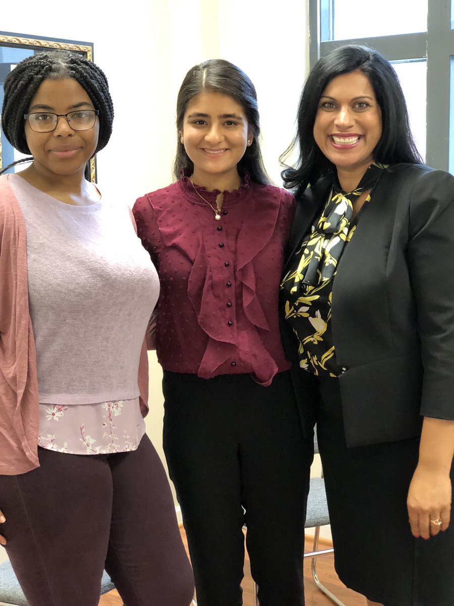 Foundation4girl's tweet photo. Cymone and Shreya @opportunityclt with @Stephanie_Kripa to immerse, learn, and contribute towards moving our city forward. #collaboration #charlotte #girlswithoutlabels #empoweringwomen #empoweringgirls #equalopportunity https://t.co/eaQdN27jqx