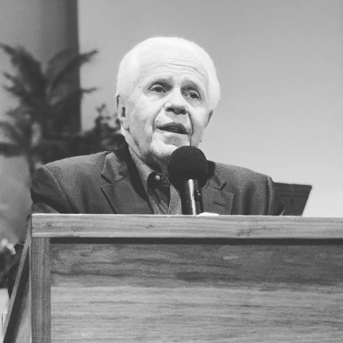 Frontlinesylvan's tweet image. It was so great to have @jesse_duplantis with us last night. 🙌