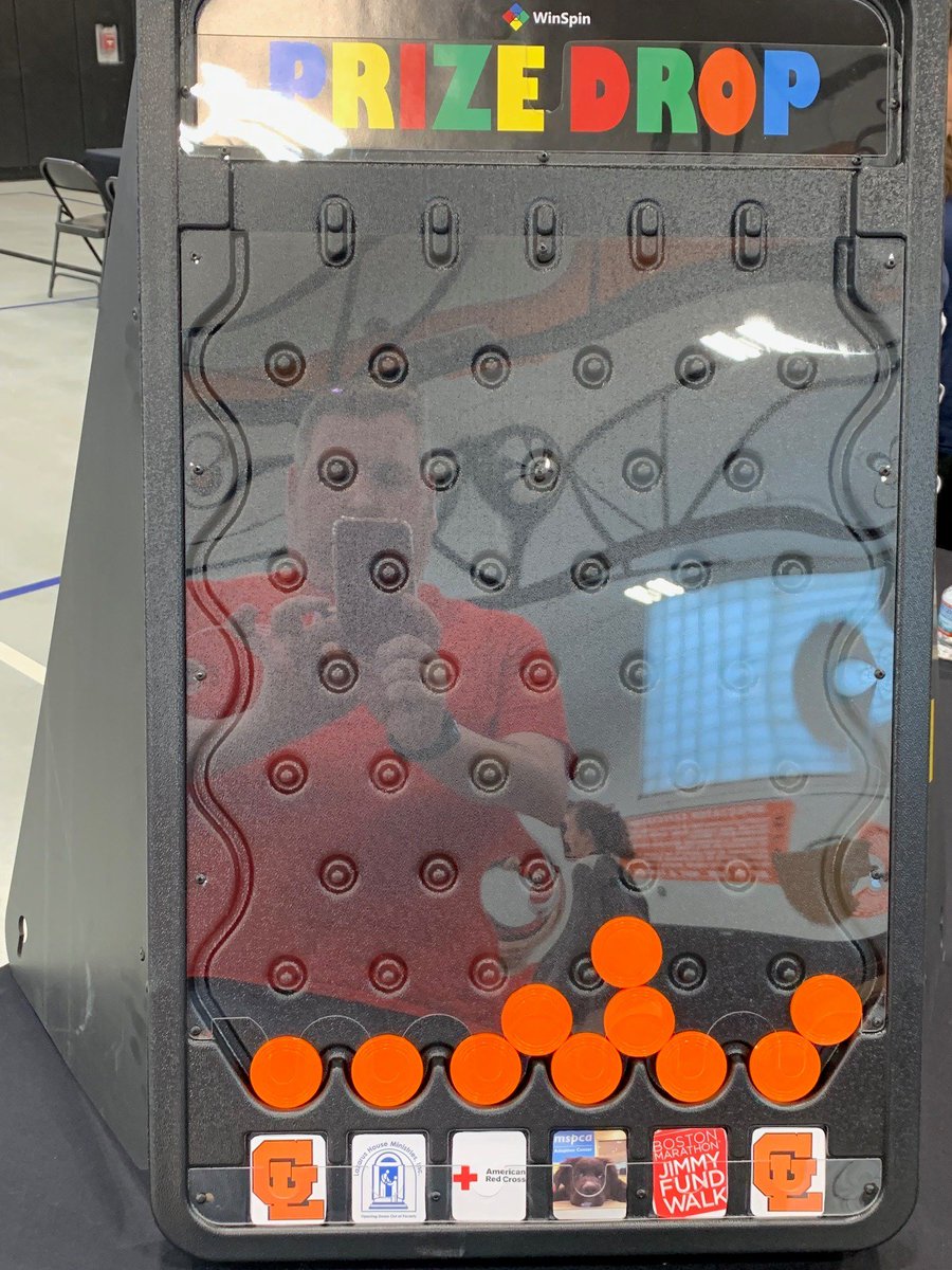 ReadingCoopBank's tweet image. Last week, we had our inaugural #FinancialFair at @Official_GLTS. The gymnasium was absolutely PACKED with students ready to learn life lessons about spending and saving money. The turnout of volunteers was amazing - thank you all so much for making this possible! #LessonsForLife