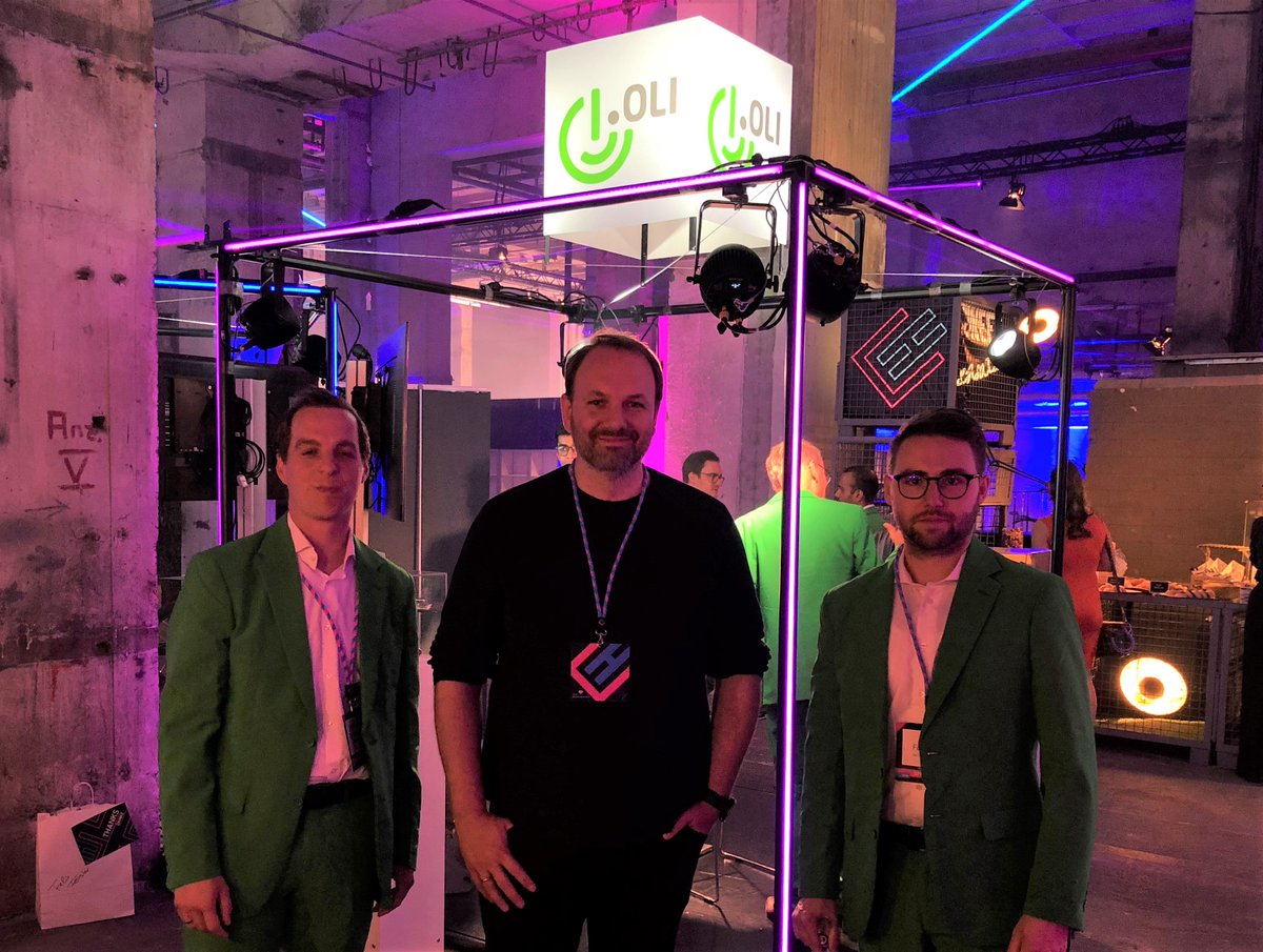 Talking with our friends of <a href="/olisharenergy/">OLI Systems</a> about our pilot project to bring real time energy data on to the #blockchain, to make individual energy tracing possbile. #machdasmalanders