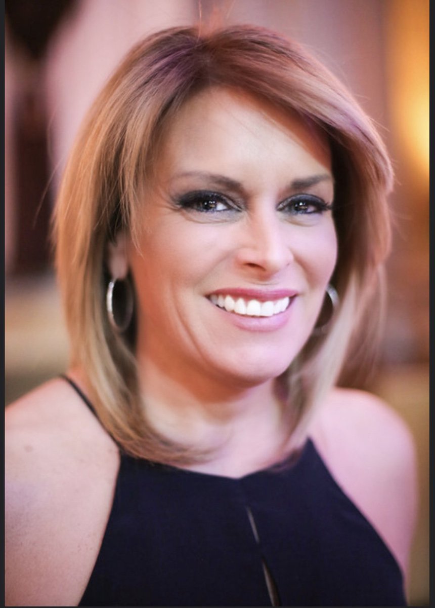 Meet  @kshaughnessy2. 50 years old. Mother of 2. Anchor at NY1 since 1995 and winner of numerous awards. Kristen was the primary weekday morning fill-in anchor with approx. 45 slots per year. After the merger with Charter, her fill-in opportunities vanished.  #UnseenWomenOnTV
