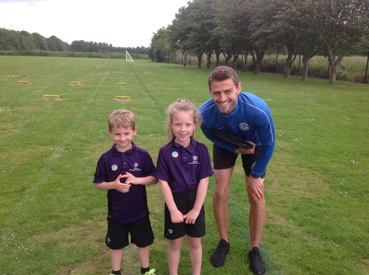 BeaconAcad's tweet photo. Harry & Aimee impressed Mr Parker from @JBSportCoaching by showing him determination, team working skills & all round resilience during Y2's sports day practise. Well deserved stars of the week #GATActive #PE #ActiveBursts https://t.co/IT55TYrPD0