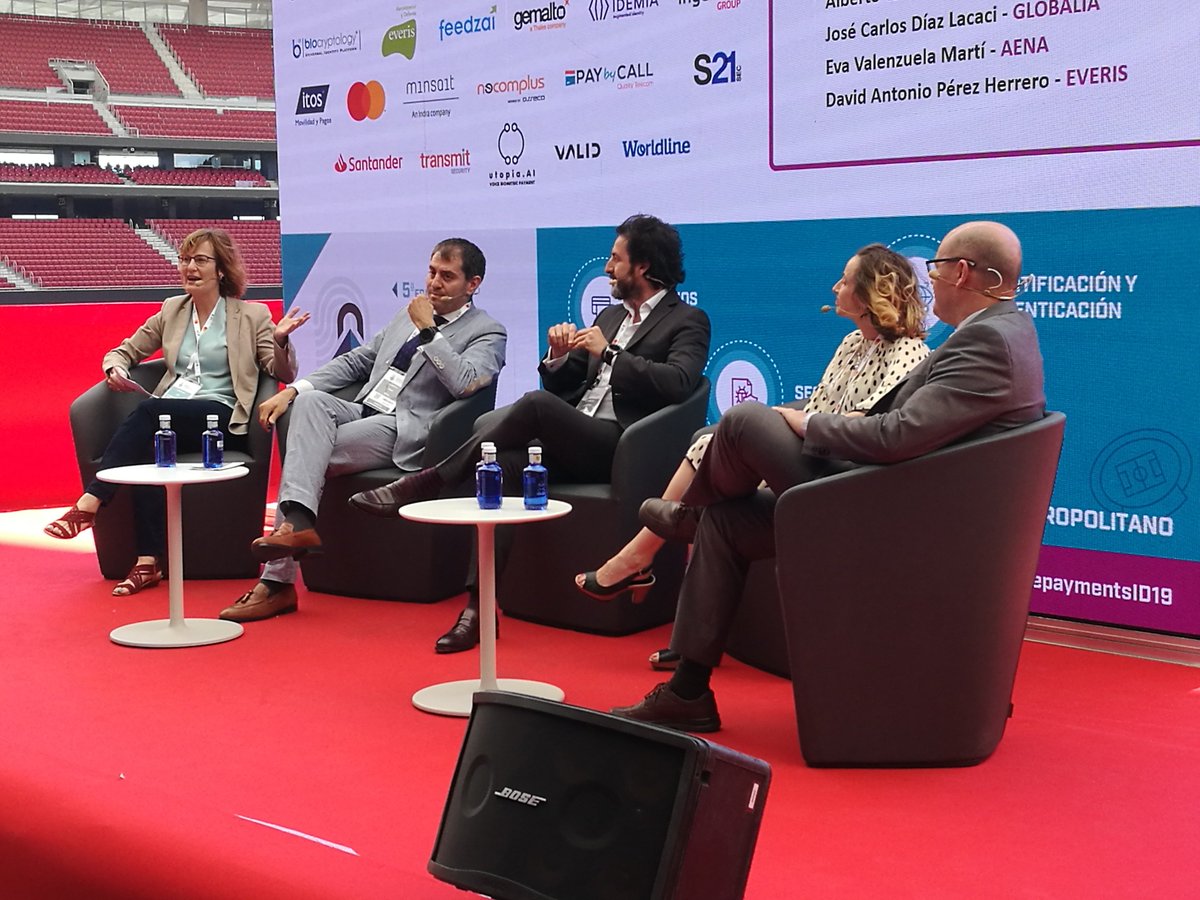 ifaes's tweet photo. Última mesa de #SecurepaymentsID19 en el Palco Santander: "Embarque biométrico"
⌛️Modera Carolina Goy de @AesaSpain. Mesa con:
▪️ Alberto Taha de @aena
▪️ José Carlos Díaz Lacaci de @Globalia_corp
▪️ @EvaValenzuela_ de @aena
▪️ David Antonio Pérez de @everis https://t.co/D3Y4UbnCVl
