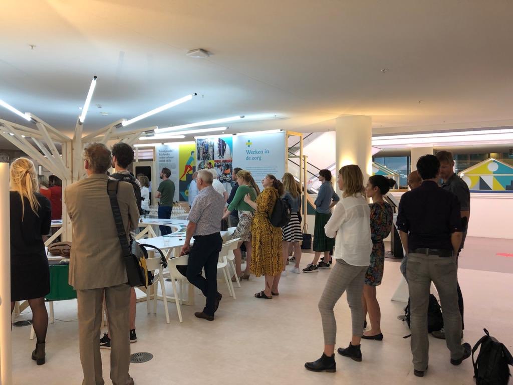 Feestelijke opening van De Werkvloer van #HouseofSkills waar het lectoraatNA partner van is en onder andere de monitoring voor verzorgd i.s.m. TNO en HvA. #PPS #skillsbased