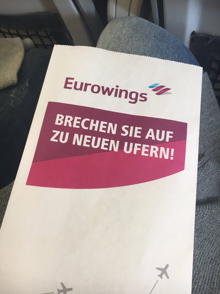 Textemacher's tweet photo. Nicht übel, Eure Wortspiele! 👍 @eurowings https://t.co/jMAaIHmOn6