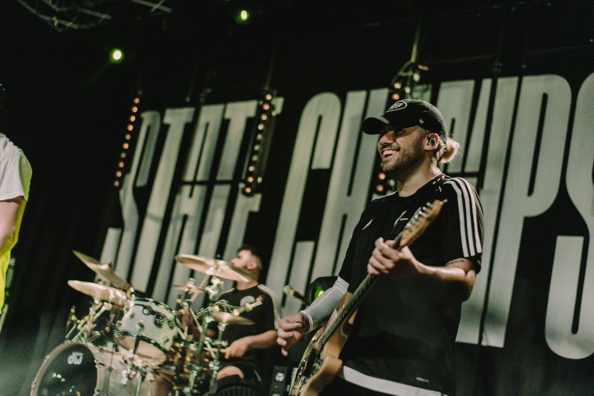 State_Champs's tweet image. These UK shows have been absolutely incredible! Thanks for going hard. Let&apos;s do this, Bristol. 
🎟: statechampsny.com
📷: @gotadream_